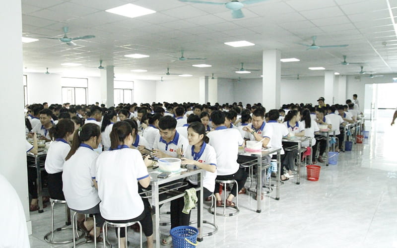 Nhà ăn trong trung tâm Tiếng Nhật